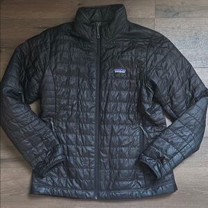Patagonia Women's Nano Puff Black Jacket Size Large